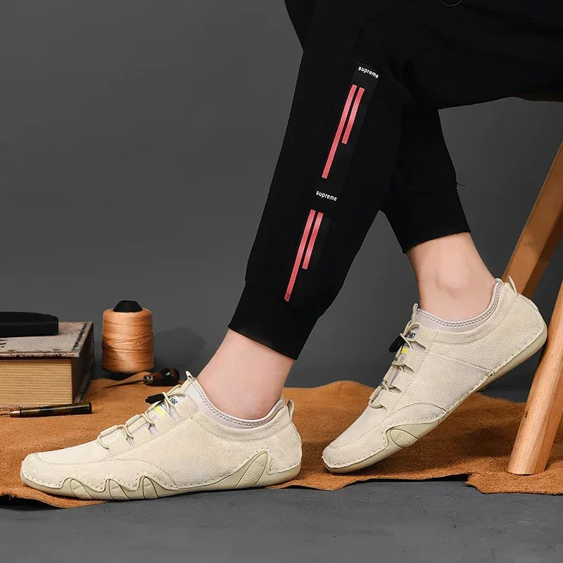 Sneakers (WAR WEAR)