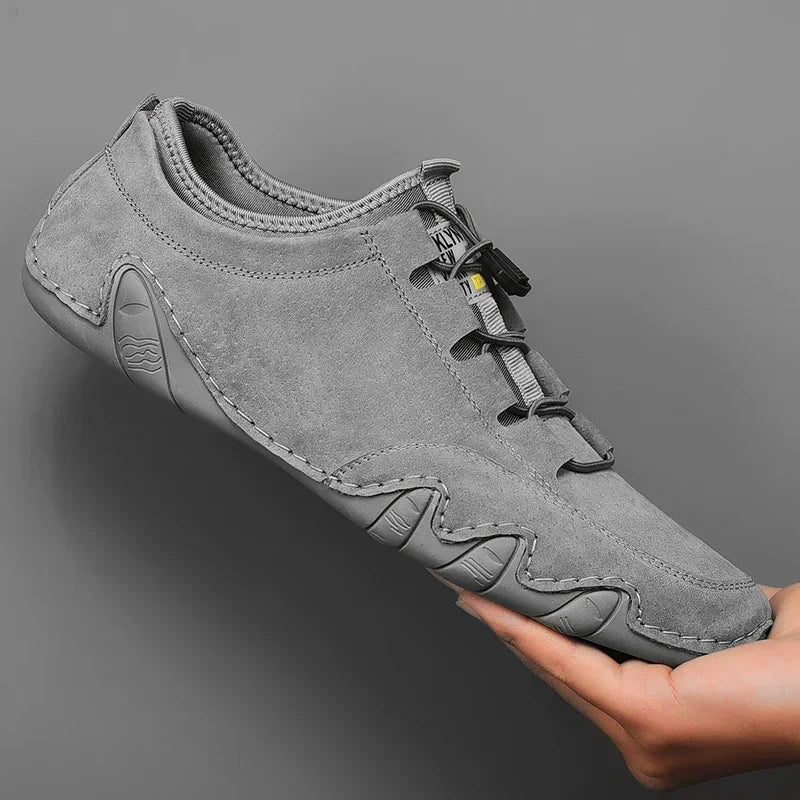 Sneakers (WAR WEAR)