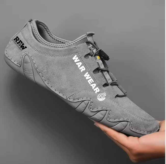 Sneakers (WAR WEAR)